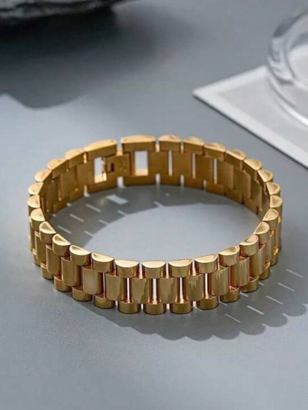 Classic Polished Gold Link Bracelet for Women